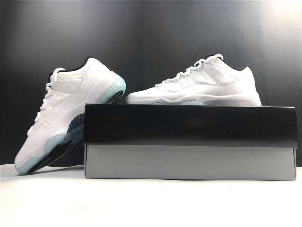 Air Jordan 11 Low Legend Blue AV2187-117